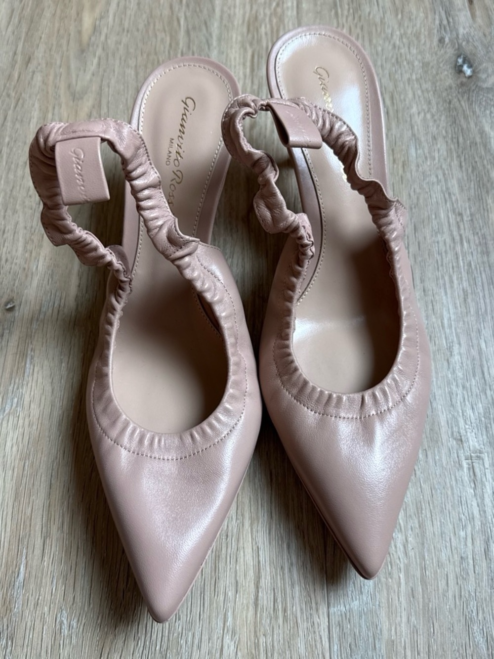 Gianvito Rossi Blush Slingback Pointed-Toe Leather Kitten Heels 37